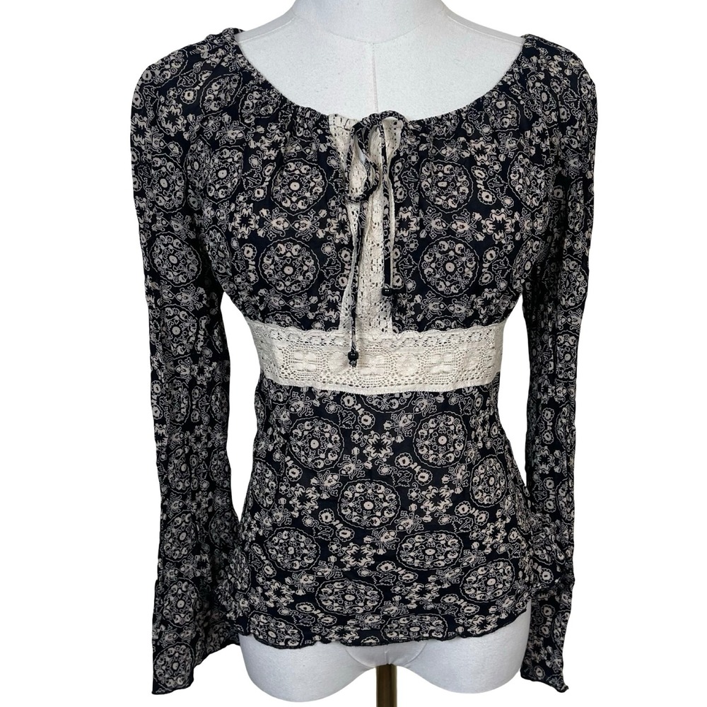 Vintage Clio Peasant Top Women M Black Medallion Lace Trim Bell Sleeve Whimsy